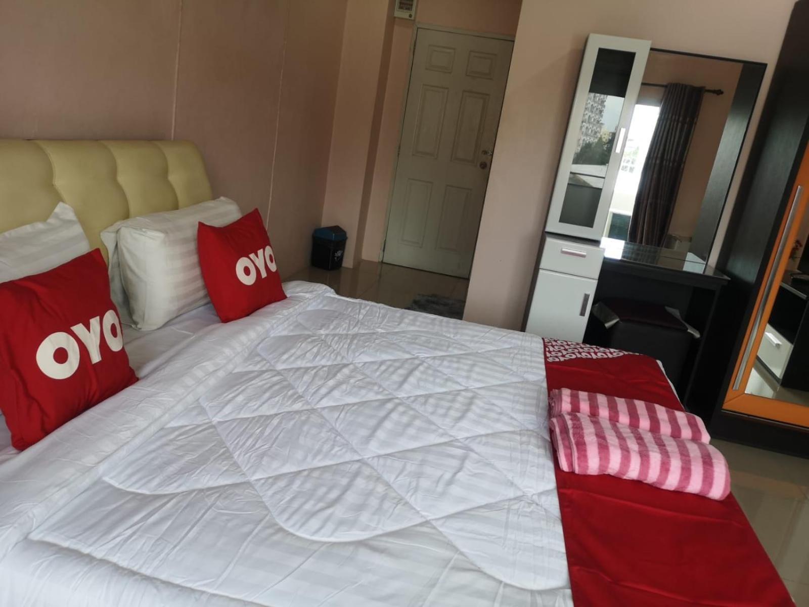 Kjs Hotel 2*