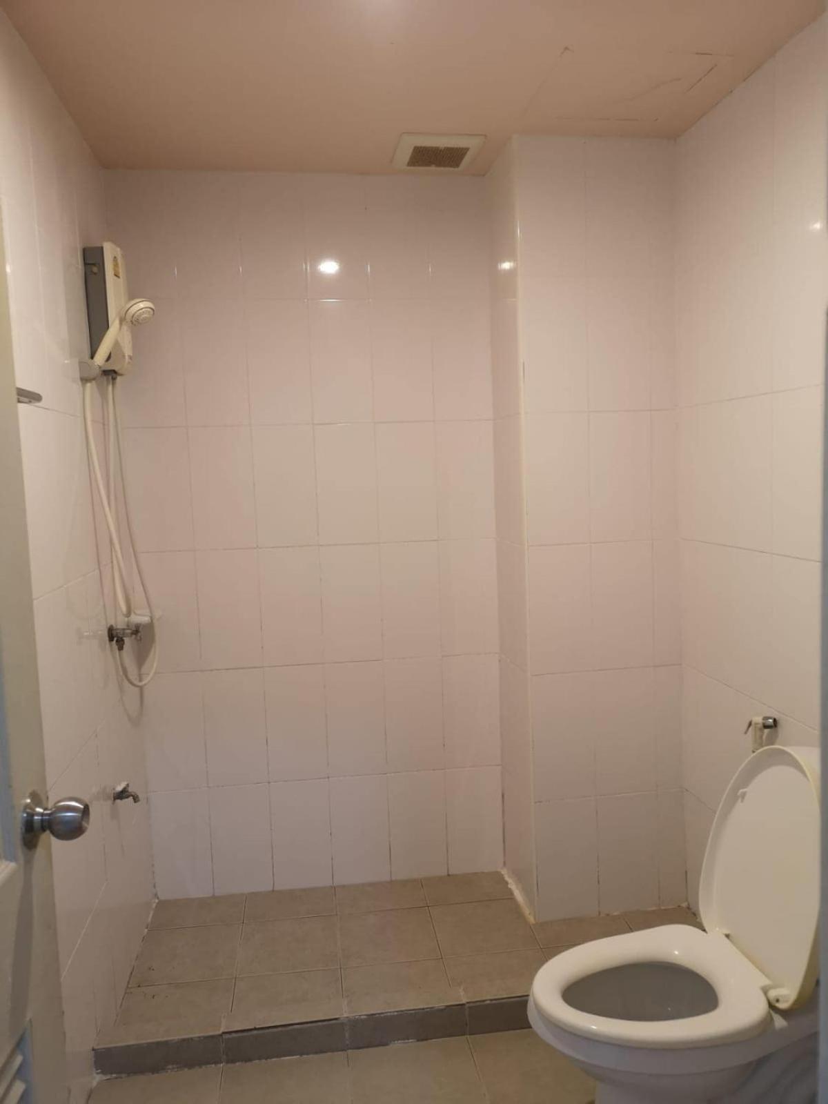 Hotel Kjs 2*